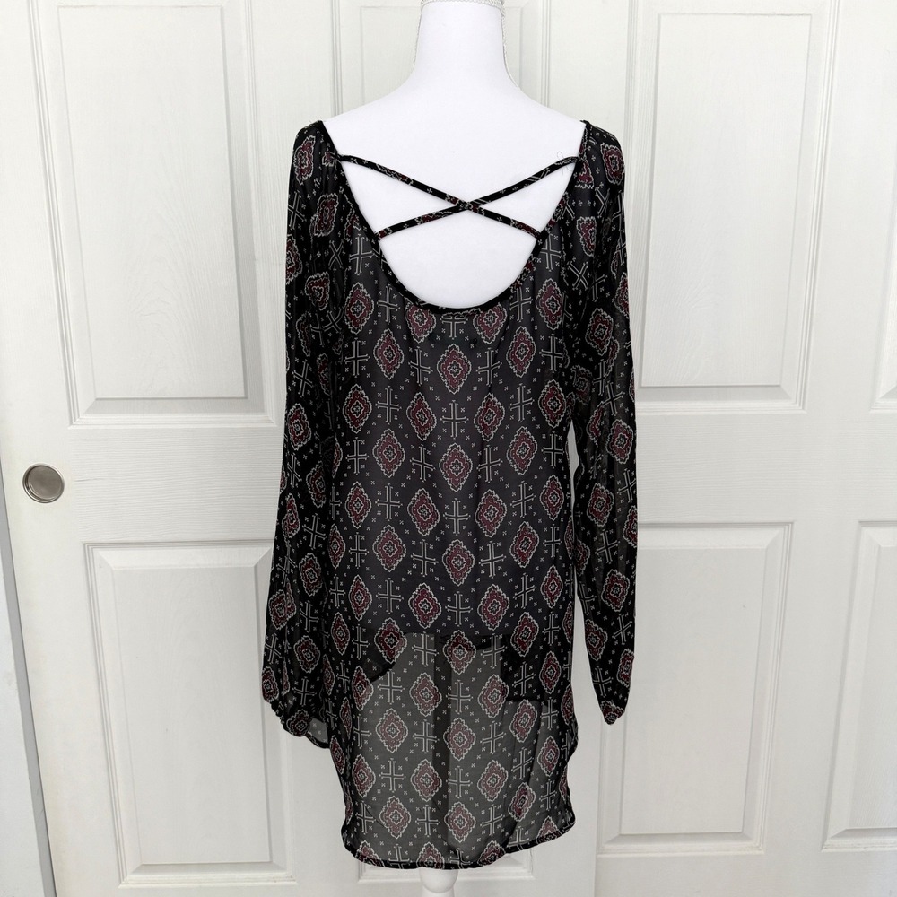 Maurices Tunic Top Womens L Black Burgundy Cross Medallion Sheer Strappy Back - Picture 3 of 7